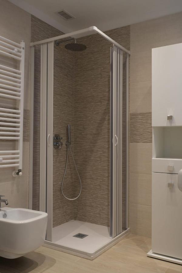 Homega - City Center New Apartment Bari Exterior foto
